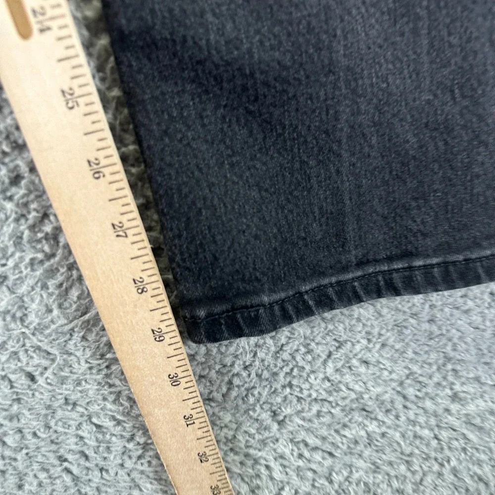 Levis before purchasing
